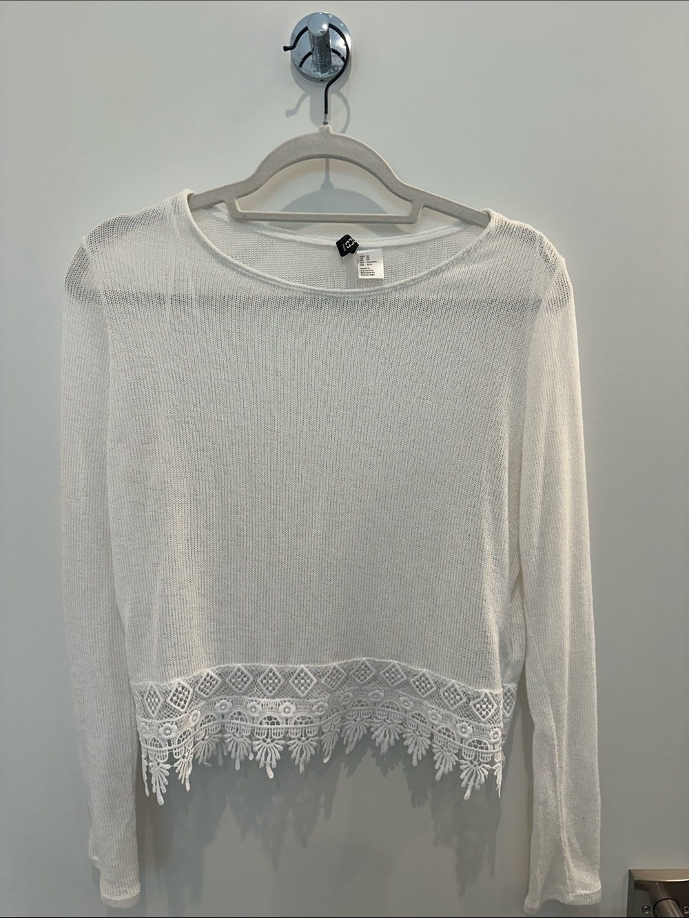 H&M White Long Sleeve Knit Top with Lace Trim